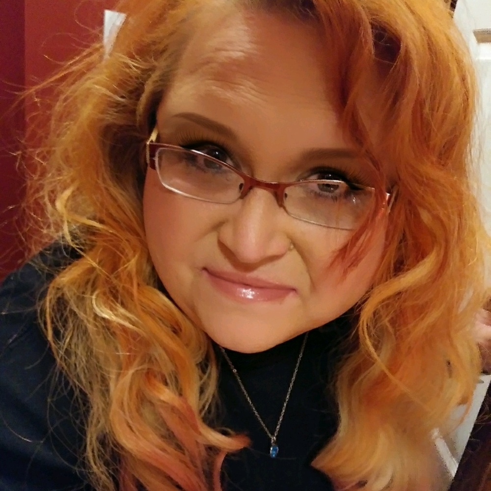 Meet your Posher, Donette